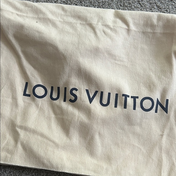 Louis Vuitton Graphite Damier Messenger Bag Purse Cross Body Womens Mens Unisex - Picture 8 of 8